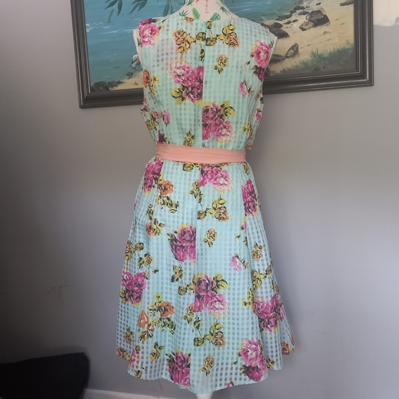 🥳 HOST PICK! 🥳Caroline Morgan floral green pink dress with lining (Size 14) - Picture 3 of 6